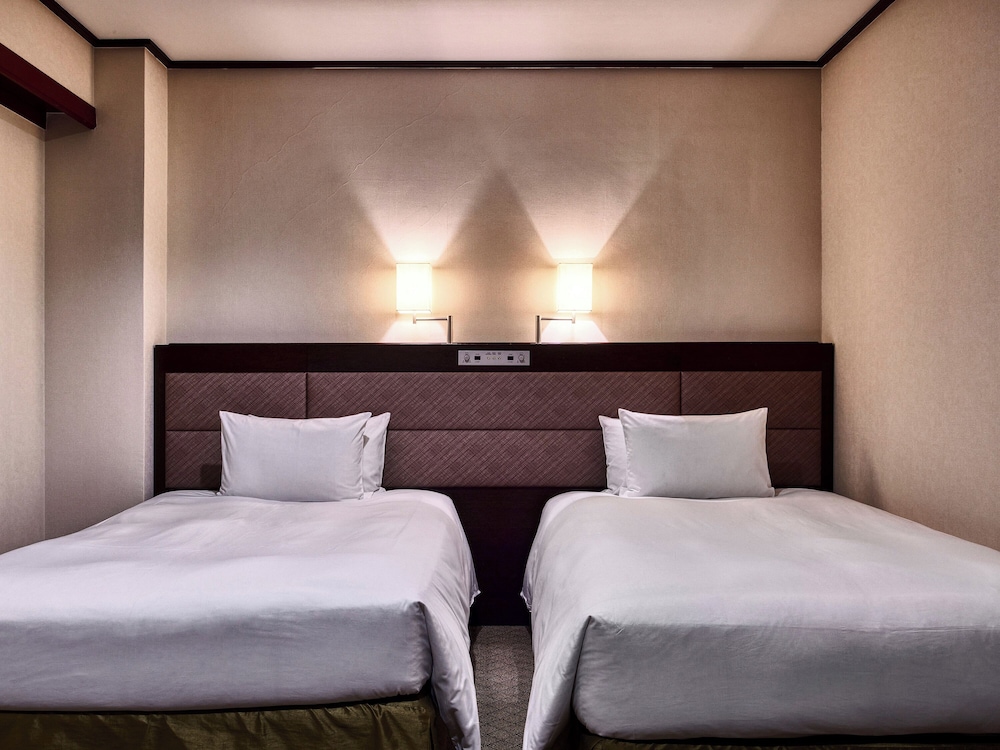 スーペリアツイン [禁煙] 客室5 | ロイヤルパインズホテル米沢