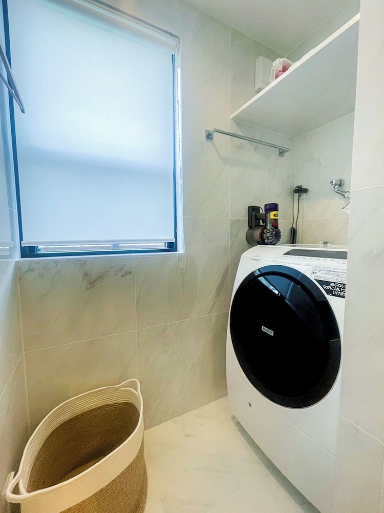 ラグジュアリー ヴィラ ベッドルーム (複数) ガーデンビュー ランドリー0 | SUKH KARUIZAWA