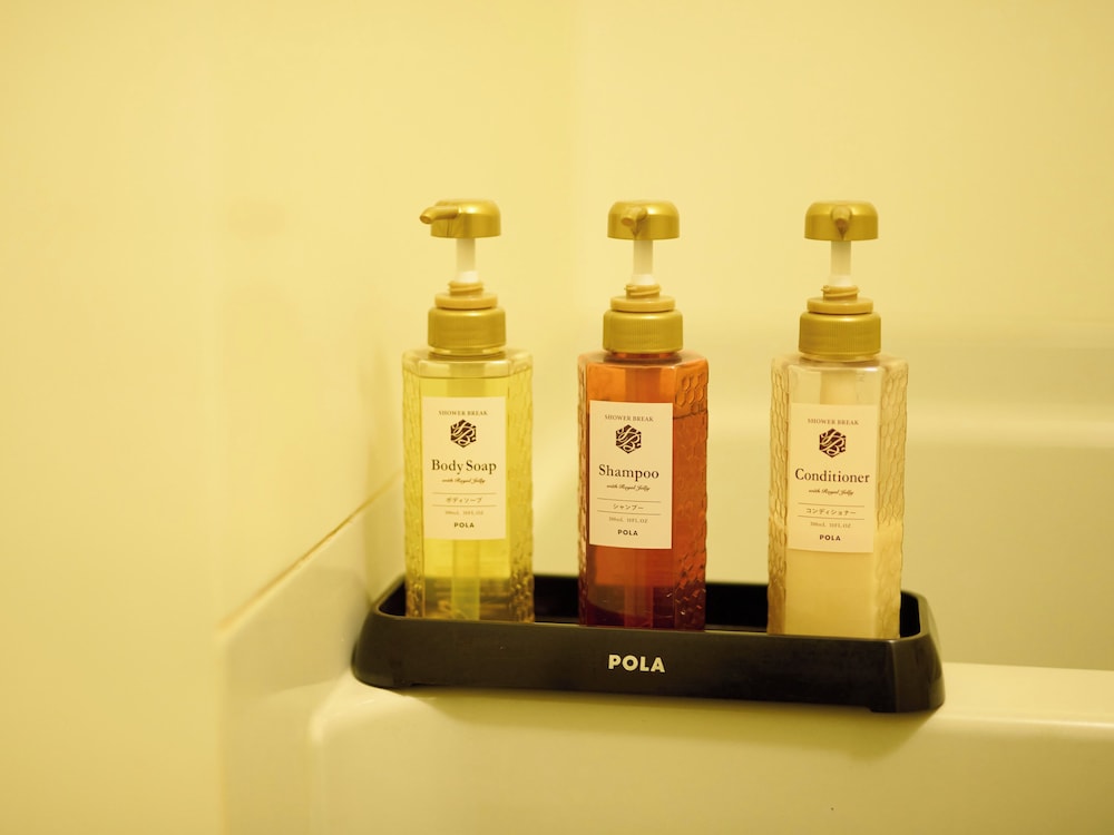 [禁煙] 和室1~4名様 シャワーあり、バス・トイレ共用 バスルーム1 | サンモリッツ