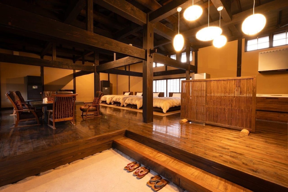 ヴィラ 1 ベッドルーム リビング エリア0 | 金山ヴィラ～JYOYAMA～