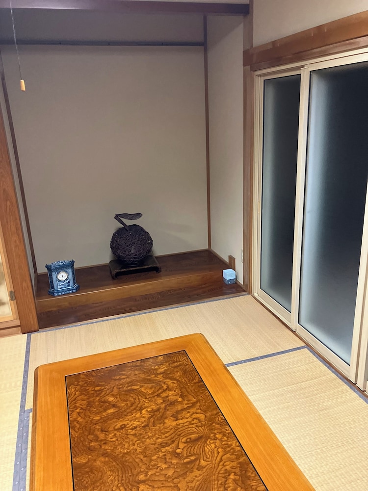 ハウス ガーデンビュー 客室6 | Private Lodging KASE 五所川原