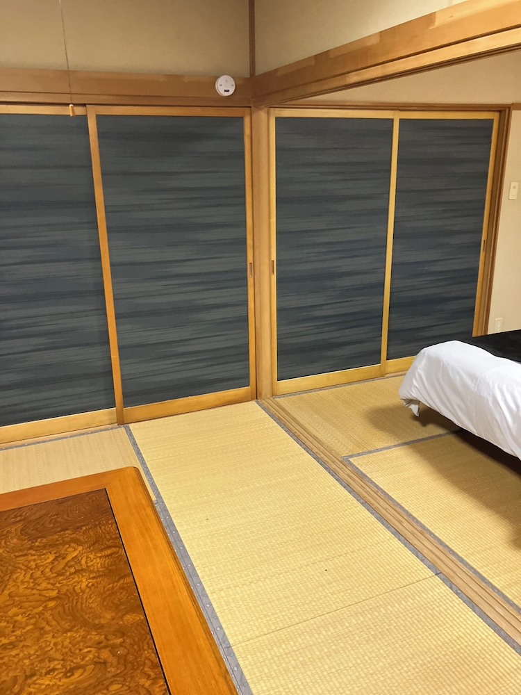 ハウス ガーデンビュー 客室1 | Private Lodging KASE 五所川原