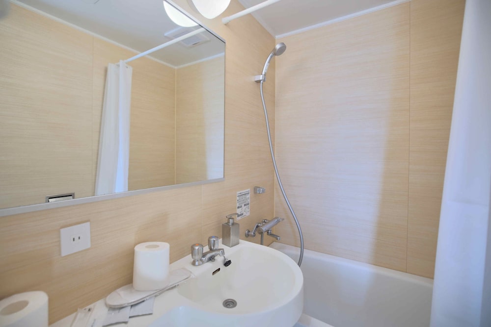 デラックス ダブルルーム バスルーム2 | Kyo-wa Hotel