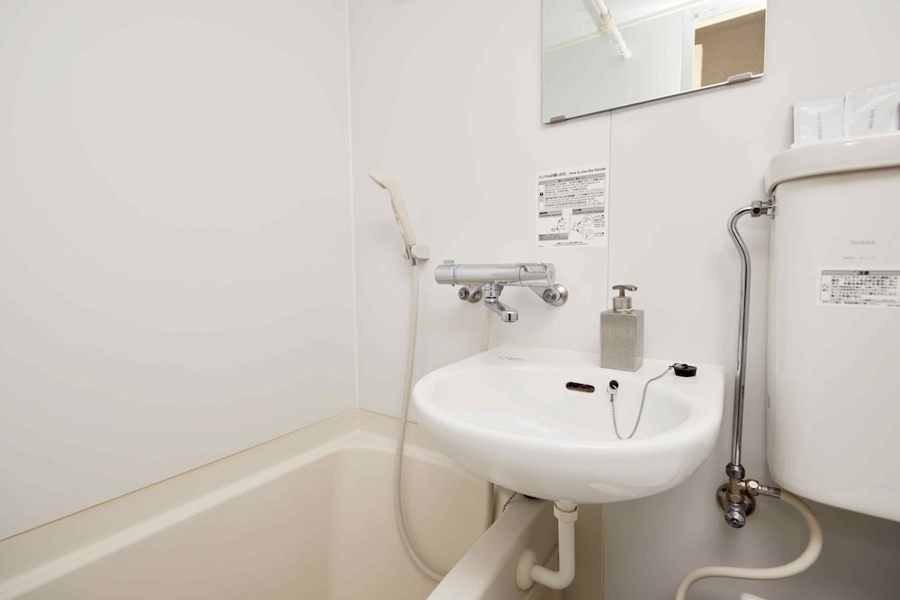 スタンダード ダブルルーム バスルーム1 | Kyo-wa Hotel