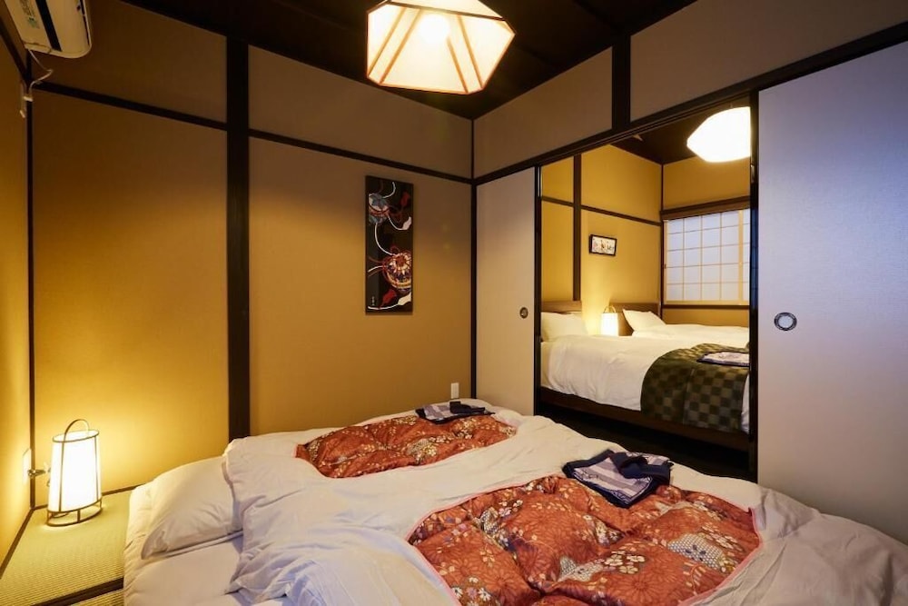 スイート ベッド (複数台) 禁煙 キッチン 客室2 | 美盧・松原高瀬川邸南館