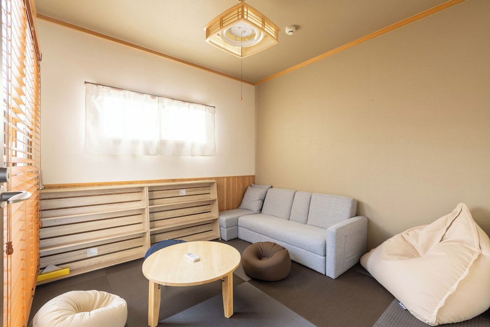 スイート ベッド (複数台) 禁煙 キッチン 客室1 | 美盧・伏見稲荷邸北館