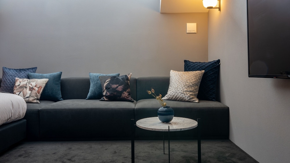 ツインルーム 禁煙 客室1 | NIPPONIA HOTEL 函館 港町