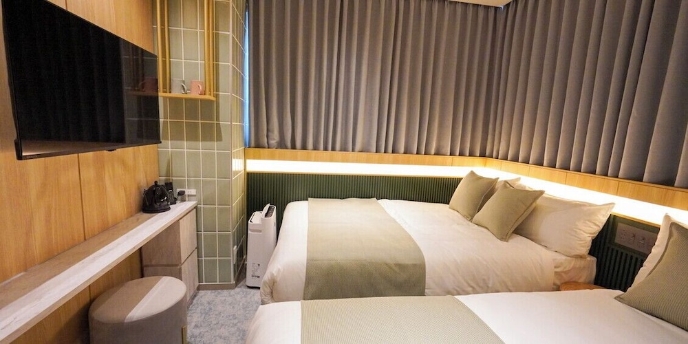 エコノミー ツインルーム 客室1 | The Gala Hotel 梅田