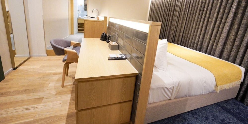 ラグジュアリー スタジオスイート 客室8 | The Gala Hotel 梅田