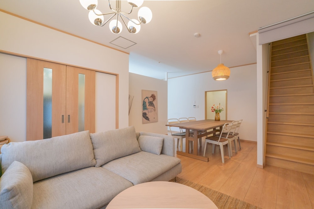 メインイメージ | 大阪メープルコート メインイメージ | 大阪メープルコート