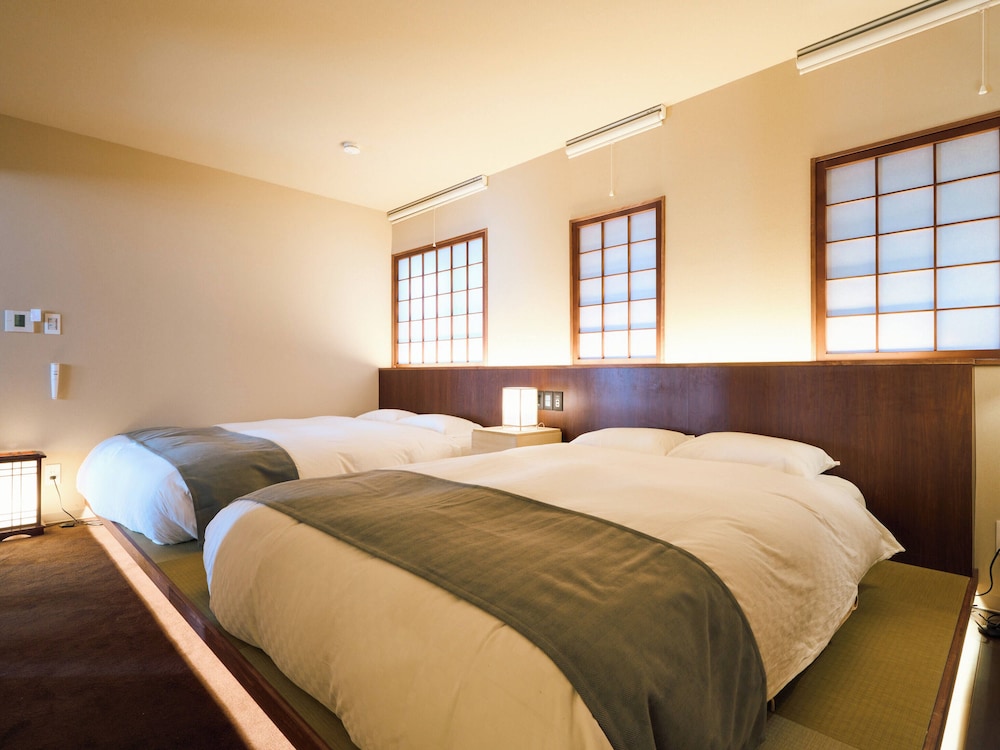 ダブルルーム 客室2 | 今昔荘 大阪 天保山-観桜・松柏
