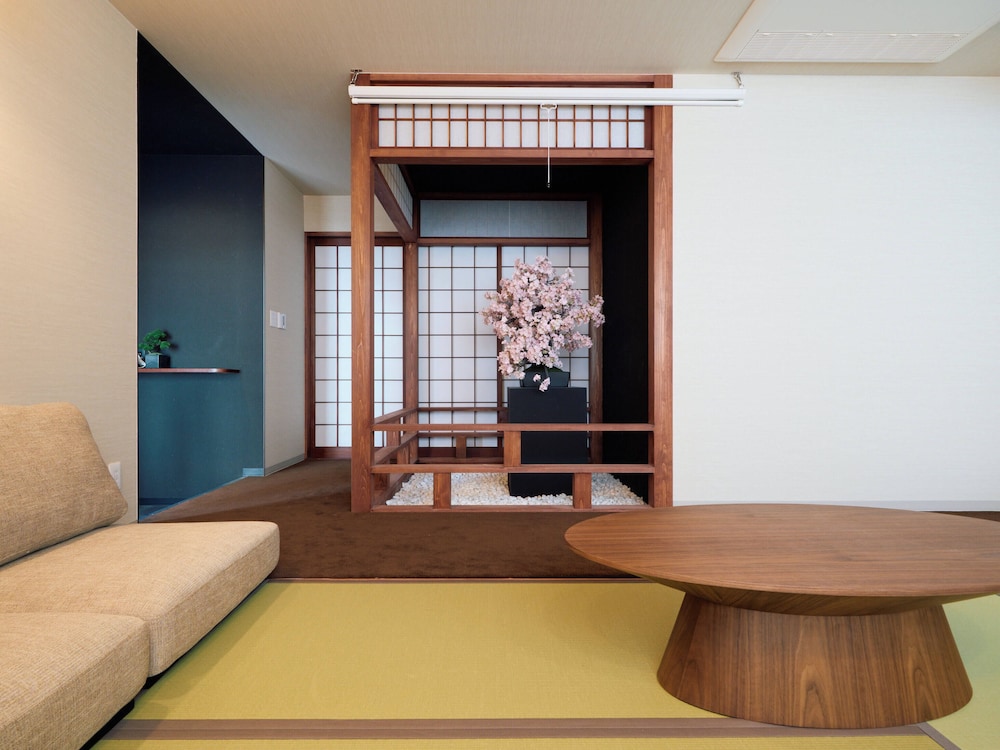 客室1 | 今昔荘 大阪 天保山-観桜・松柏