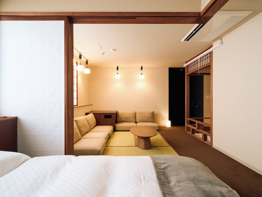 ダブルルーム 客室3 | 今昔荘 大阪 天保山-観桜・松柏