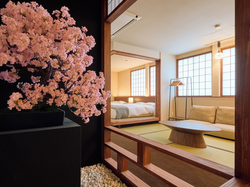 ロイヤル ダブルルーム | 今昔荘 大阪 天保山-観桜・松柏