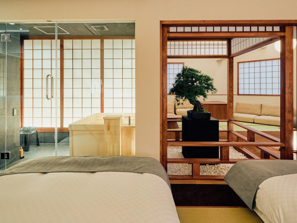 ダブルルーム 客室1 | 今昔荘 大阪 天保山-観桜・松柏