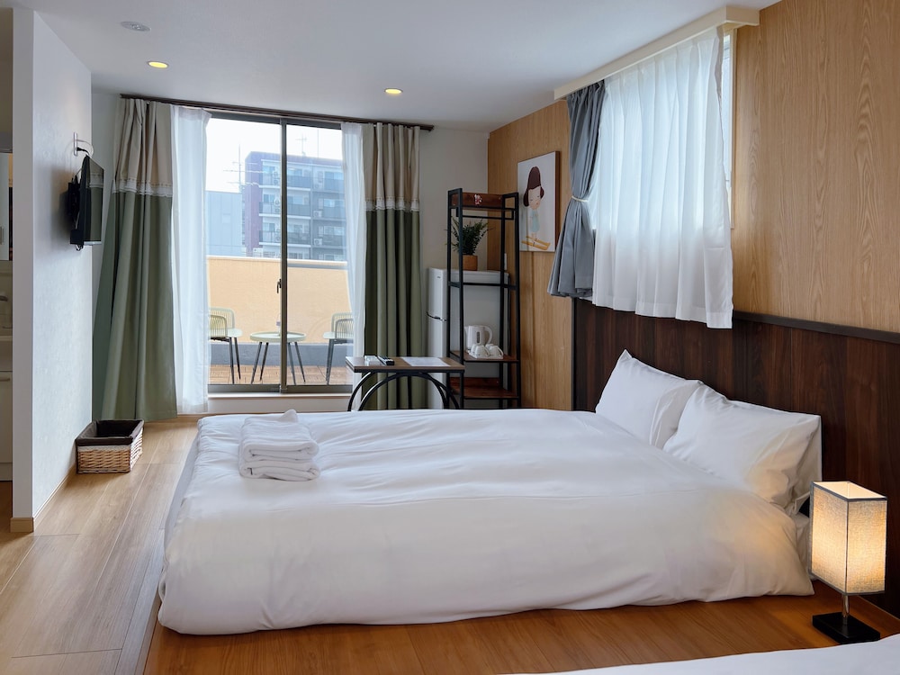 4 人部屋 禁煙 シティビュー 客室10 | softlight inn Asakusa Tokyo