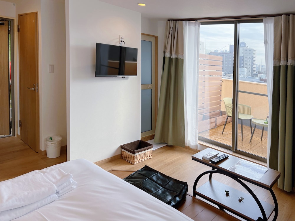 4 人部屋 禁煙 シティビュー 客室3 | softlight inn Asakusa Tokyo