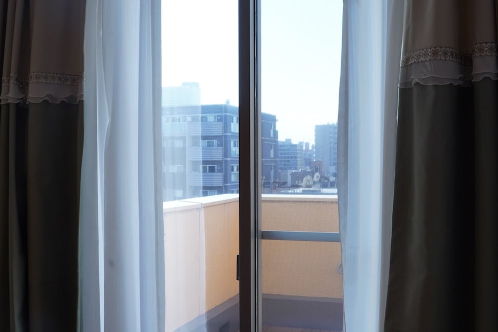 ラグジュアリー ダブルルーム 禁煙 シティビュー テラス / パティオ0 | softlight inn Asakusa Tokyo