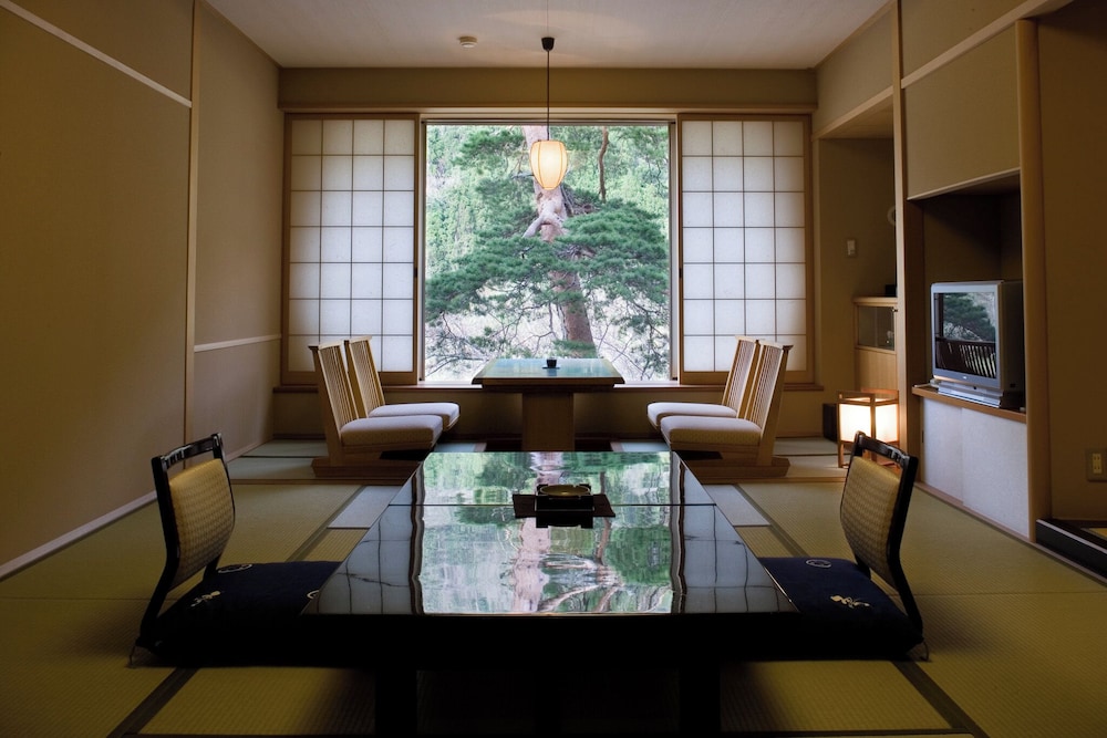 スタンダード 和室 客室1 | 庄川温泉風流味道座敷 ゆめつづり