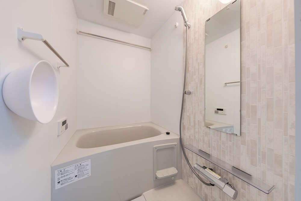 101号室 禁煙 バスルーム0 | House Hotel Ekoda