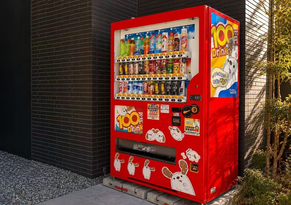 自動販売機1 | 嵐 Hotel Arashi 難波南店