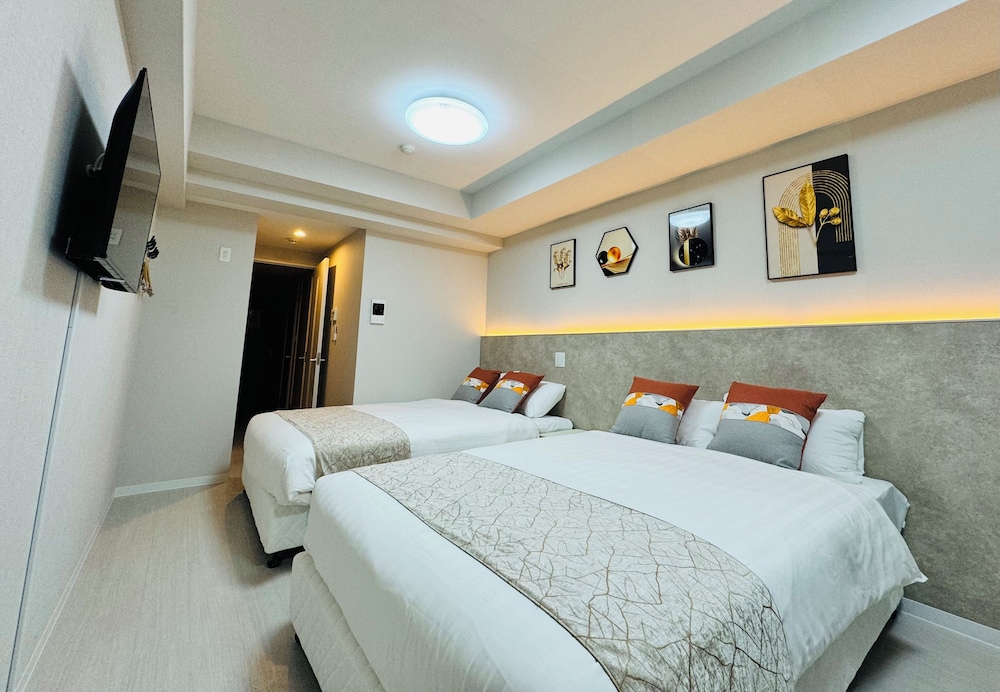 コンフォート 4 人部屋 客室1 | 嵐 Hotel Arashi 難波南店