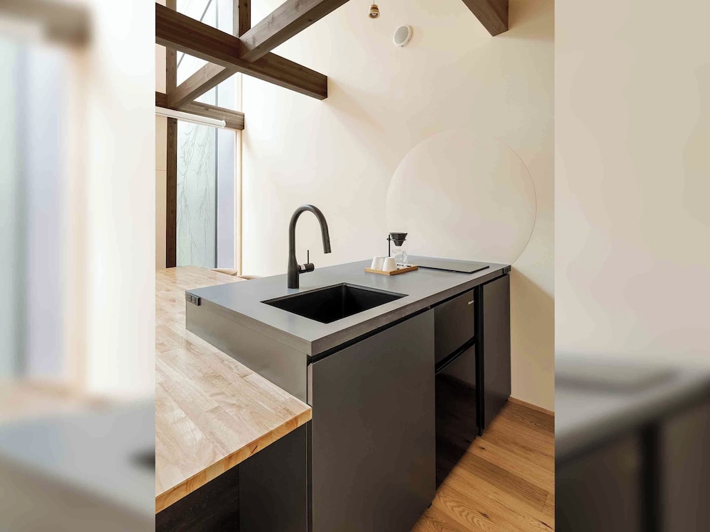 トラディショナル ハウス 2 ベッドルーム 禁煙 サウナ 専用簡易キッチン1 | 花里町町家ハウス