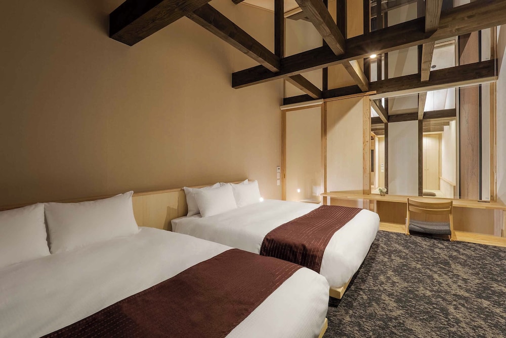 トラディショナル タウンホーム 2 ベッドルーム 禁煙 簡易キッチン | 花里町町家ハウス