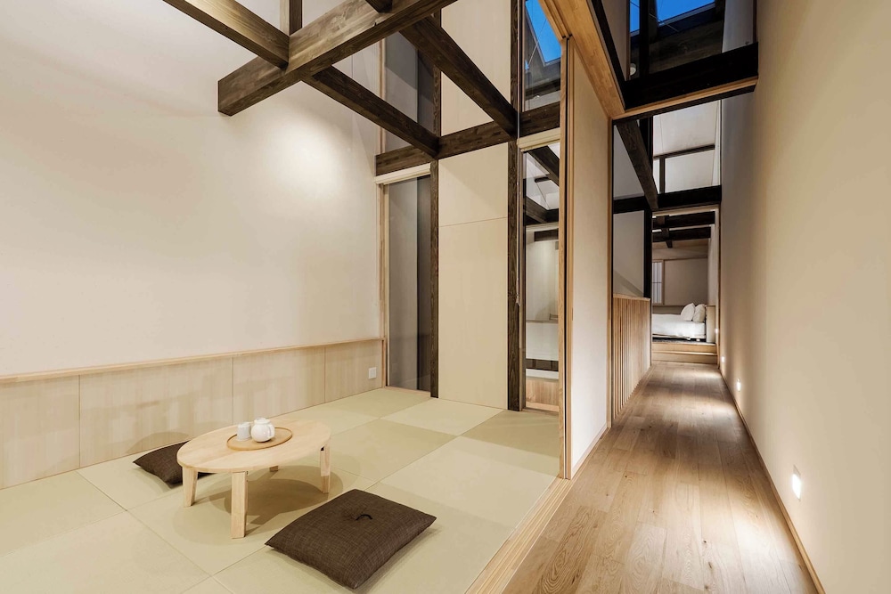 トラディショナル タウンホーム 2 ベッドルーム 禁煙 簡易キッチン 客室3 | 花里町町家ハウス