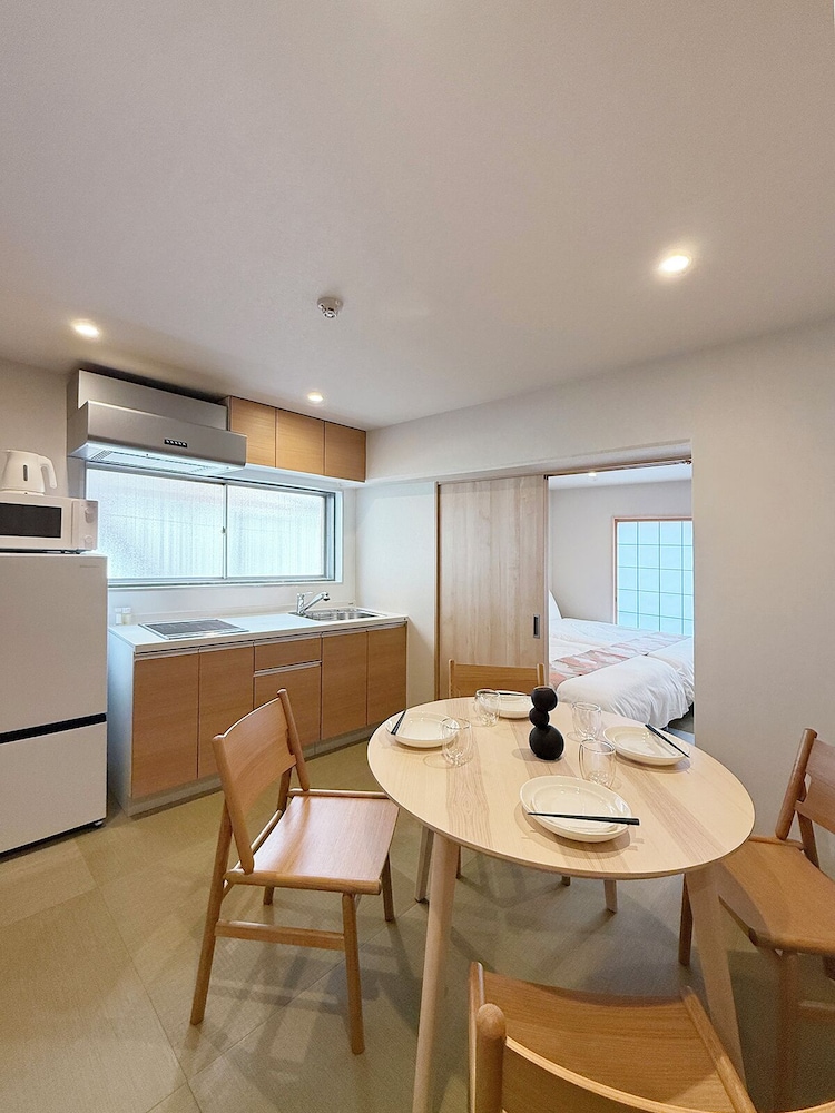 ダイニングルーム1 | Celine Kanayama