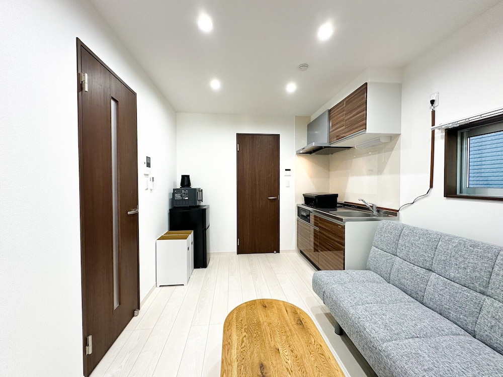 ファミリー 4 人部屋 禁煙 専用バスルーム 専用キッチン0 | The Mate Fukuoka