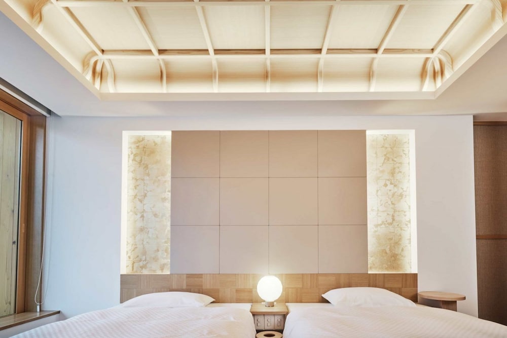 デラックス ツインルーム ラウンジアクセスラウンジアクセス禁煙 客室1 | HOTEL VMG RESORT KYOTO