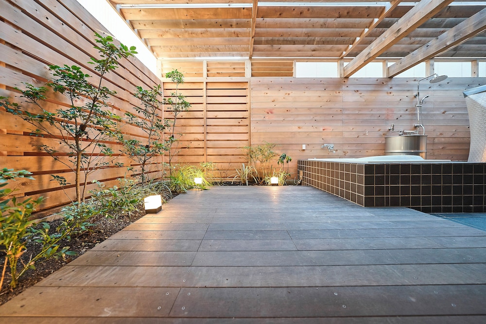 ファミリー コンドミニアム バルコニー ガーデンビュー バルコニーからの眺望0 | R.KAMAKURA