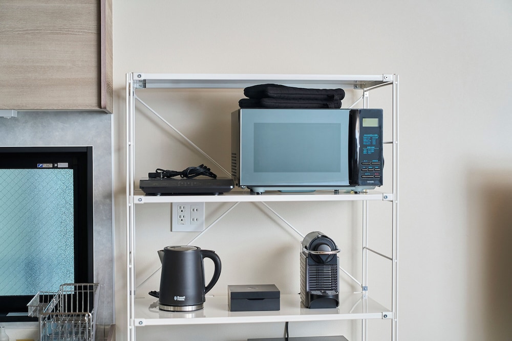 ファミリー コンドミニアム バルコニー ガーデンビュー 専用キッチン3 | R.KAMAKURA