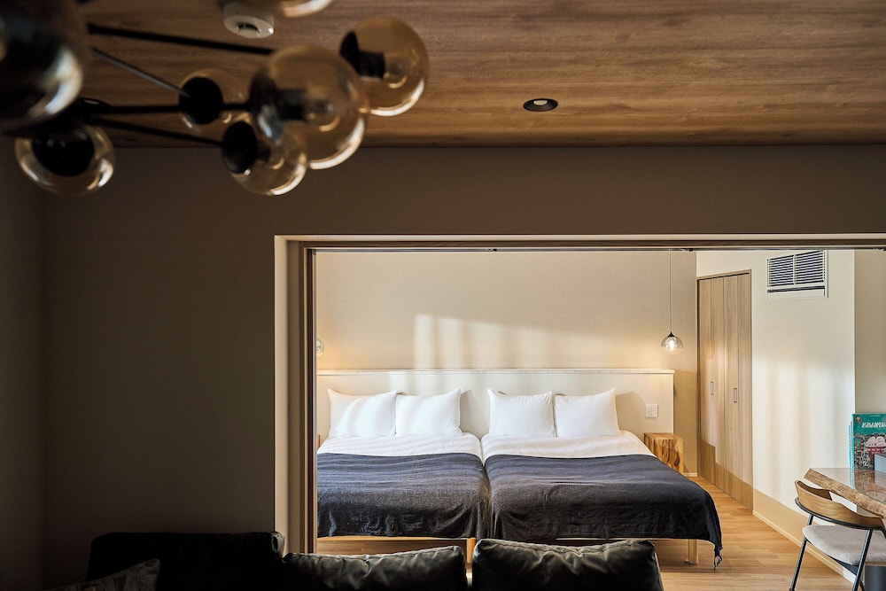 ファミリー コンドミニアム バルコニー ガーデンビュー 客室11 | R.KAMAKURA