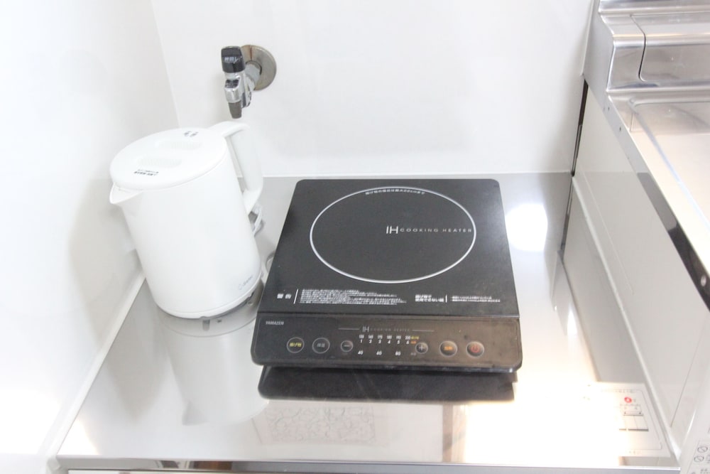 ビジネス トリプルルーム ベッド (複数台) 禁煙 (302) 専用キッチン4 | LUANAホテル 新中野駅前