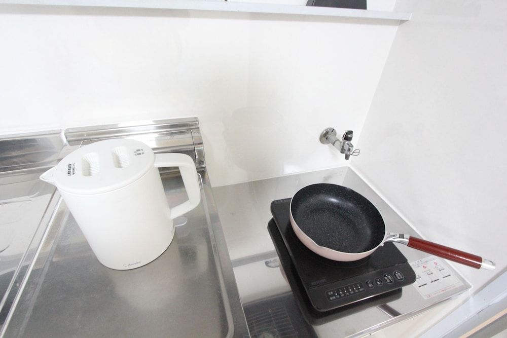 ビジネス トリプルルーム ベッド (複数台) 禁煙 (301) 専用キッチン1 | LUANAホテル 新中野駅前