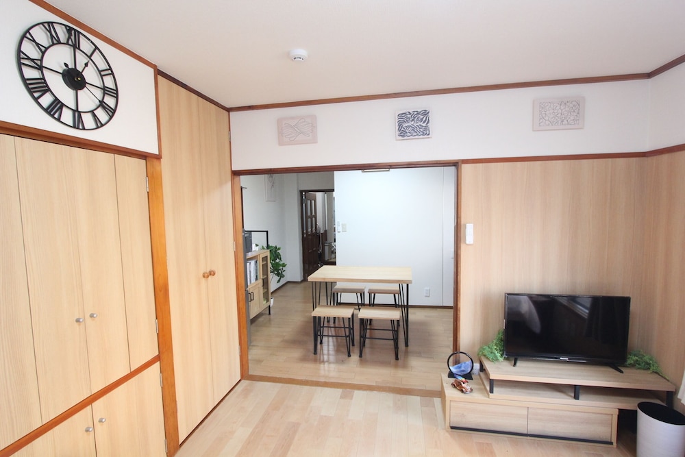 ファミリー ルーム 3 ベッドルーム 禁煙 (303) バスルーム5 | LUANAホテル 新中野駅前