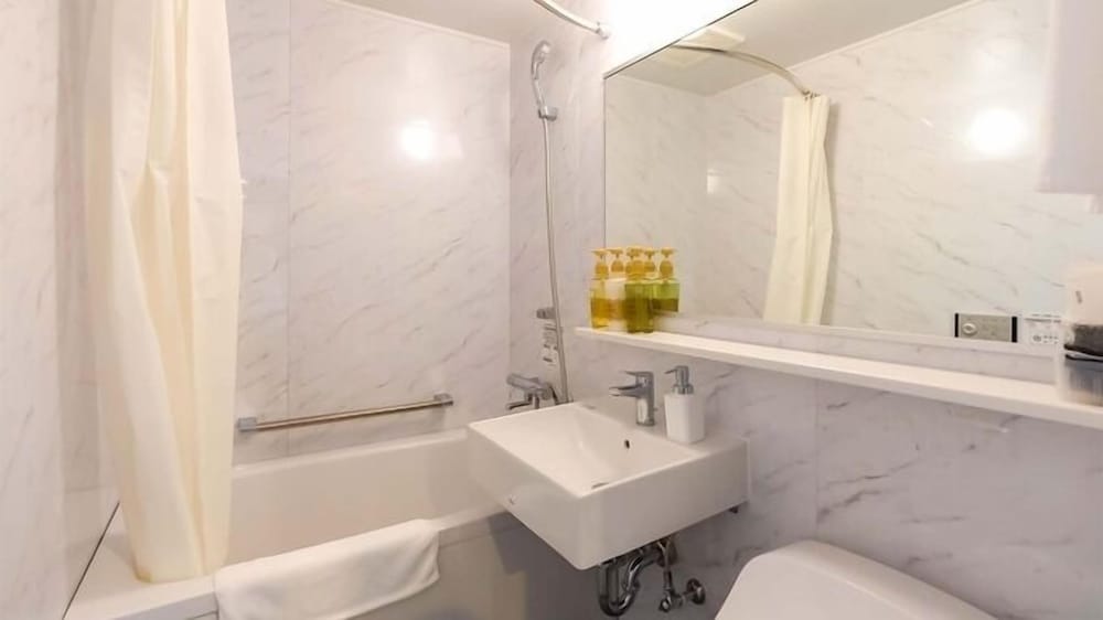 ルーム バスルーム0 | Kyoto inn Mio