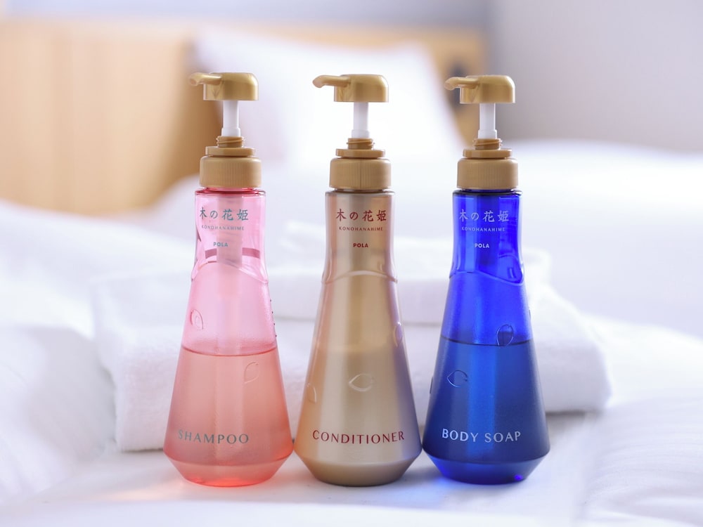 ベーシック ダブルルーム ダブルベッド 1 台 禁煙 専用バスルーム 客室の設備とサービス1 | ホテル木下秋田男鹿駅前