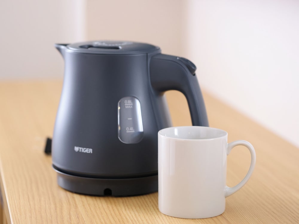 ベーシック ダブルルーム ダブルベッド 1 台 禁煙 専用バスルーム 客室の設備とサービス11 | ホテル木下秋田男鹿駅前