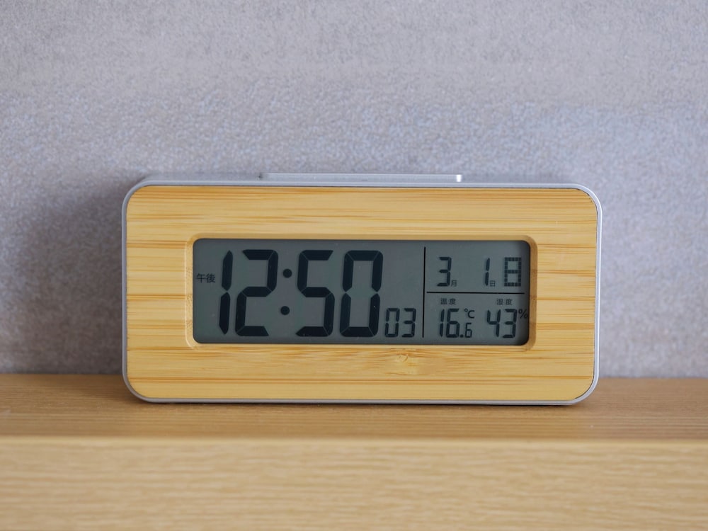 ベーシック ダブルルーム ダブルベッド 1 台 禁煙 専用バスルーム 客室の設備とサービス10 | ホテル木下秋田男鹿駅前