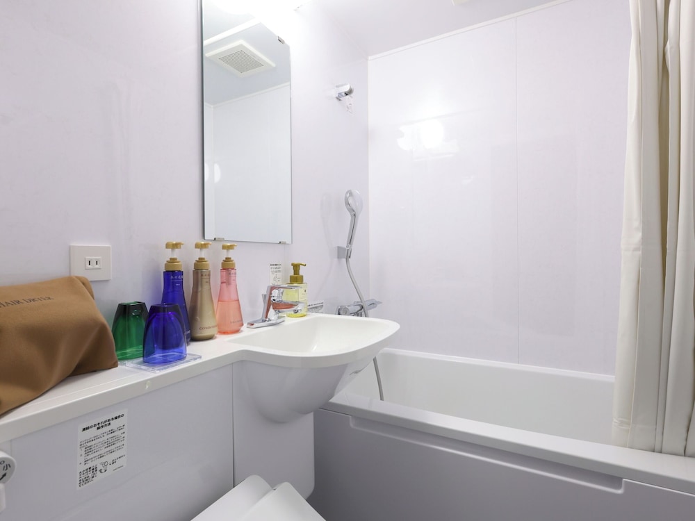 ベーシック ツインルーム ベッド (複数台) 禁煙 専用バスルーム バスルーム0 | ホテル木下秋田男鹿駅前