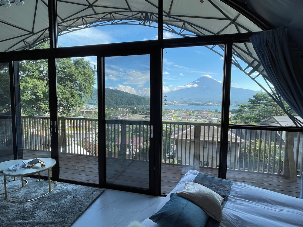 スタンダード テント マウンテンビュー | 嶺乃華 Mt.Fuji Glamping Terrace MINENOHANA