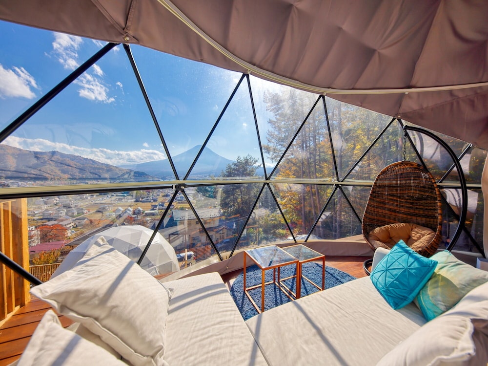 ラグジュアリー テント ペットとの宿泊可 マウンテンビュー | 嶺乃華 Mt.Fuji Glamping Terrace MINENOHANA