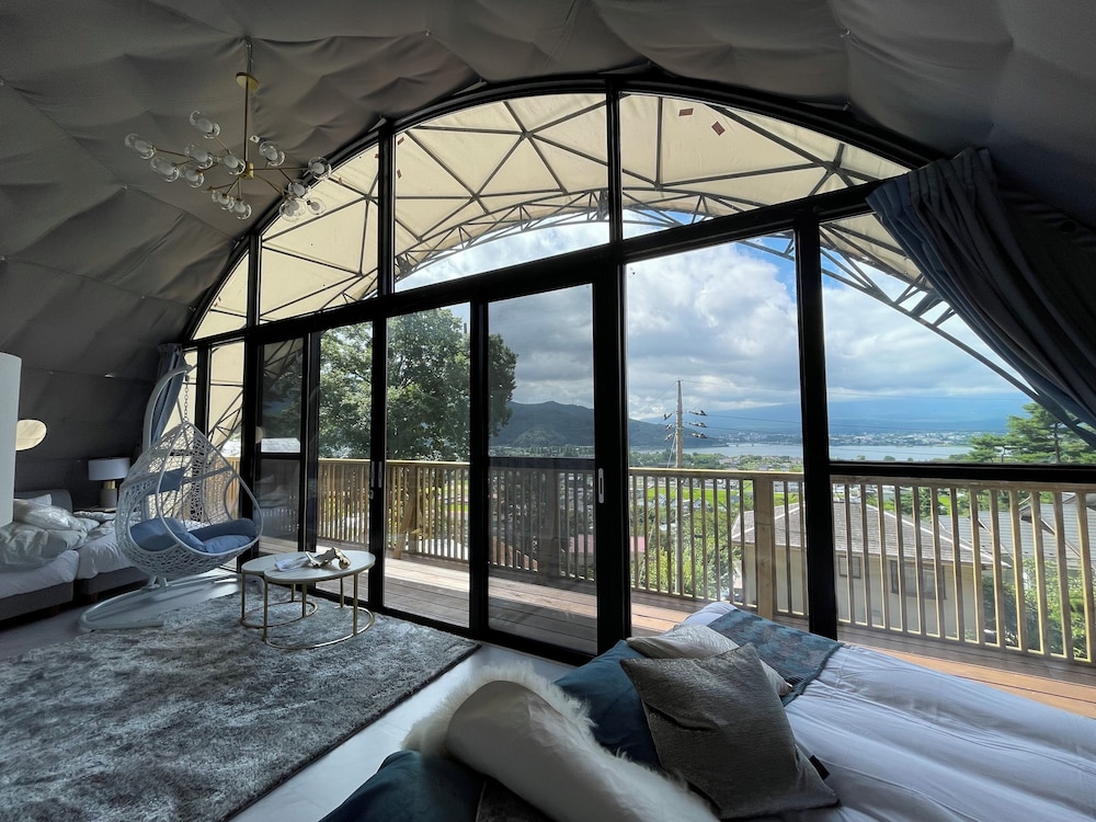 スタンダード テント マウンテンビュー 客室6 | 嶺乃華 Mt.Fuji Glamping Terrace MINENOHANA