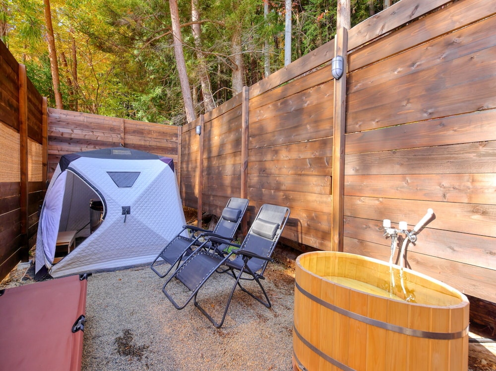 サウナ1 | 嶺乃華 Mt.Fuji Glamping Terrace MINENOHANA