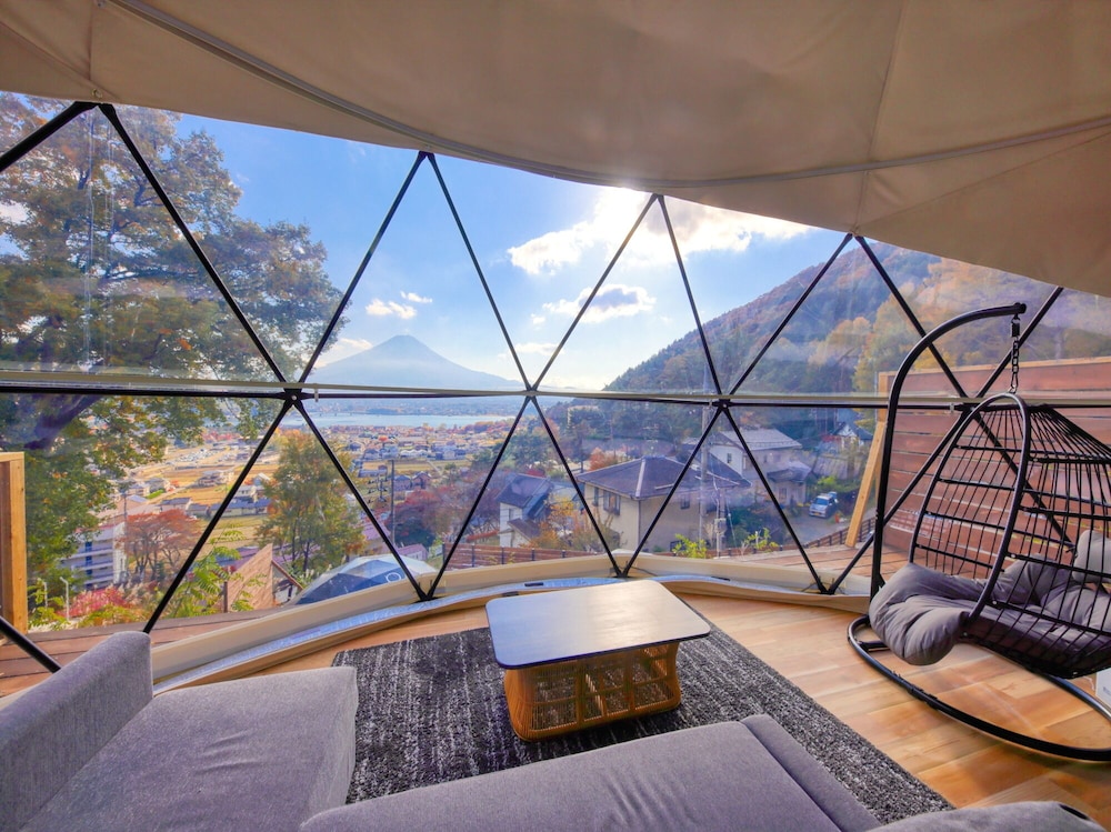デラックス テント マウンテンビュー 客室1 | 嶺乃華 Mt.Fuji Glamping Terrace MINENOHANA