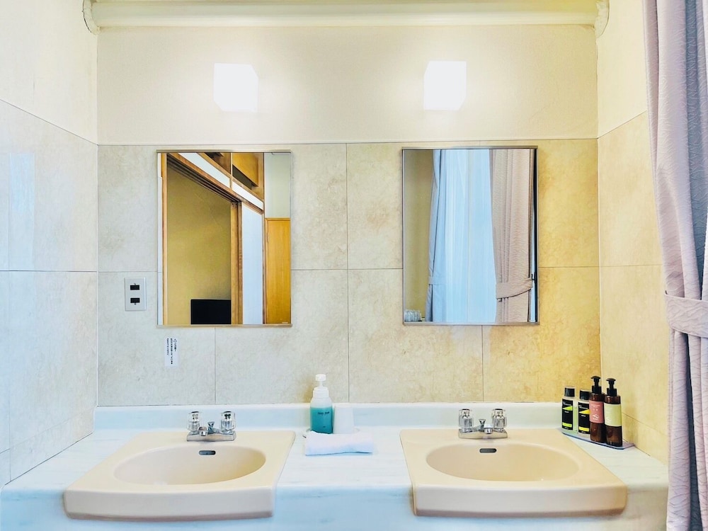 ファミリー ルーム 客室の設備とサービス3 | 布引温泉　こもろ