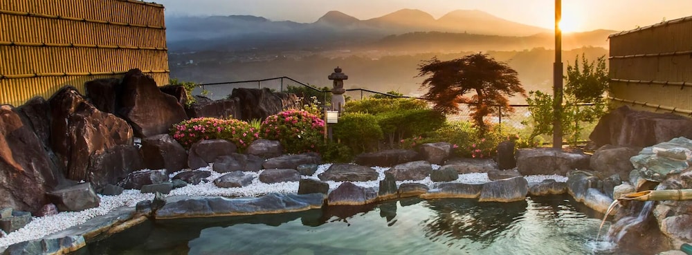 メインイメージ | 布引温泉　こもろ